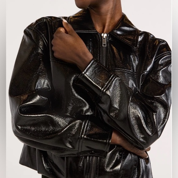 Scoop Vegan Patent Leather Cropped Jacket NWT - Picture 1 of 6
